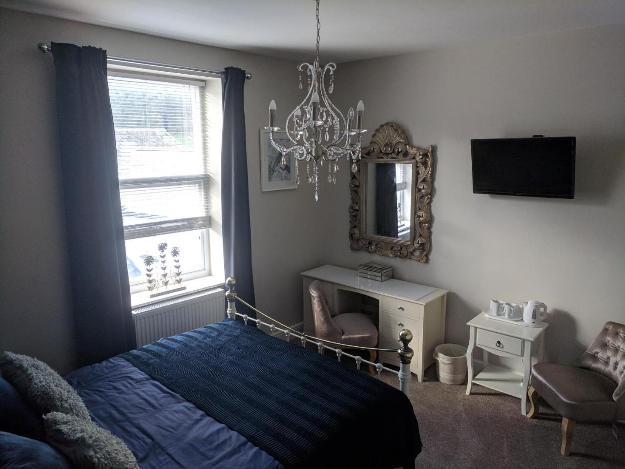 Lion House Bed & Breakfast With Restaurant Combe Martin Eksteriør billede